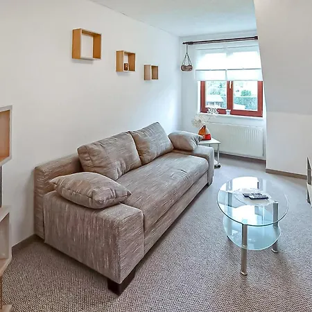 Ferienwohnung Altenkirchen * Altenkirchen (Mecklenburg-Vorpommern)